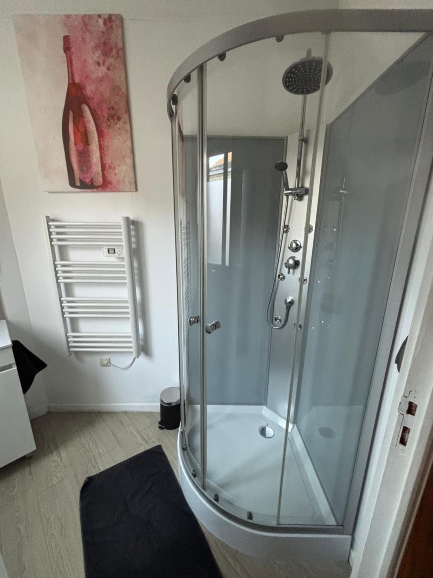 Fine Bulle En Champagne - 1 Chambre - Terrasse Épernay Exteriör bild